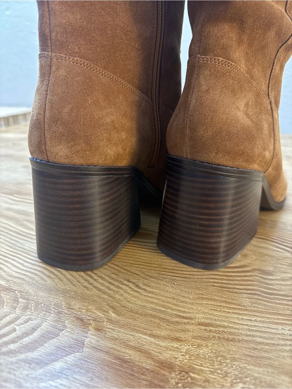 Vince Camuto Sangeti Tall Suede Boots Burnt Sugar Size 10 NWB